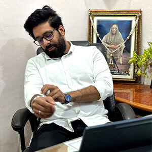 Prince Khanuja: Business Founder Of Khanuja Group