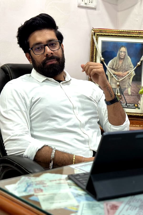 Prince Khanuja: Business Founder Of Khanuja Group